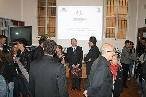 Interno sala-lettura ITCG Niccolini